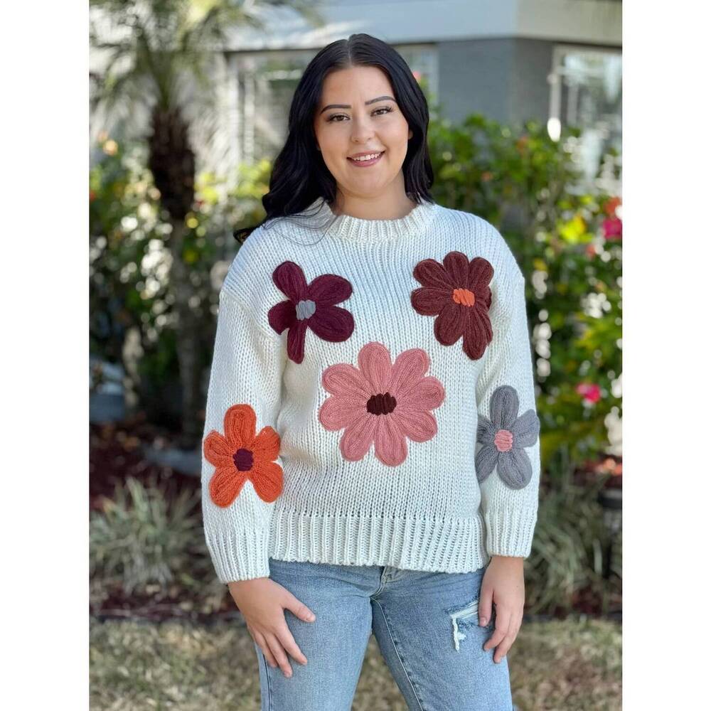NEW KATYDID coming up daisies sweater in white